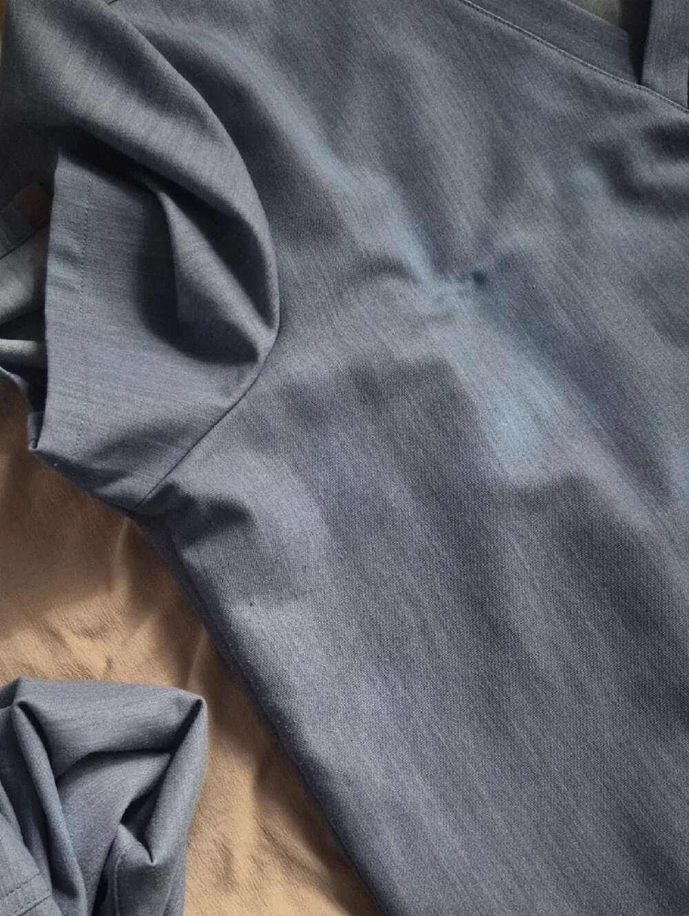 Figs Heathered Indigo Scrub Set with Neon Yellow Drawstring